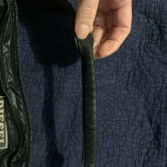 Diesel Elegant Black Quilted Women's Bag - Picture 9 of 10